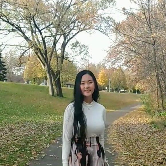 Meet your Posher, Keziah - Picture 1 of 6